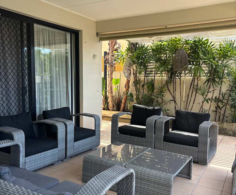 $300, Share-house, 4 bathrooms, Clear Island Waters QLD 4226