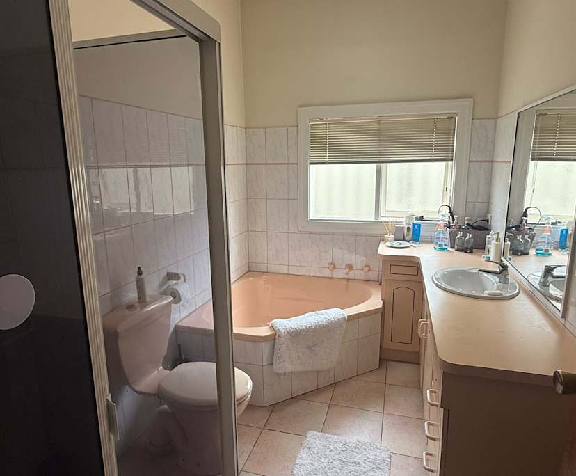 $200, Share-house, 4 bathrooms, Pascoe Vale VIC 3044