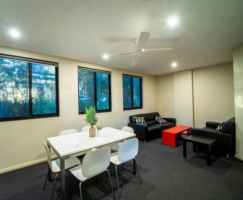 $255-370, Student-accommodation, 3 rooms, Marsfield NSW 2122, Marsfield NSW 2122