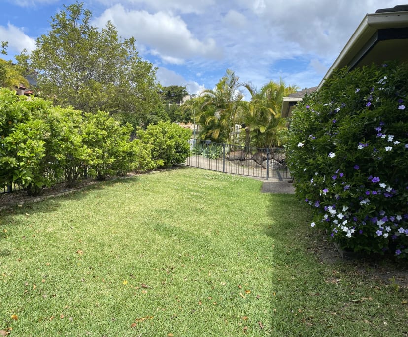 Room for Rent in Burleigh Heads, Gold Coast 280,