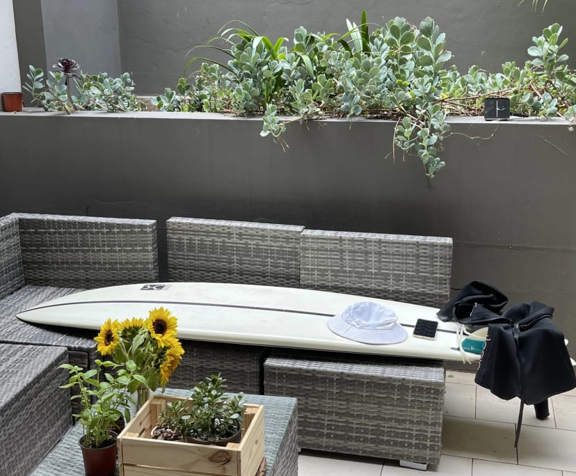 Whole property with 1 room for rent