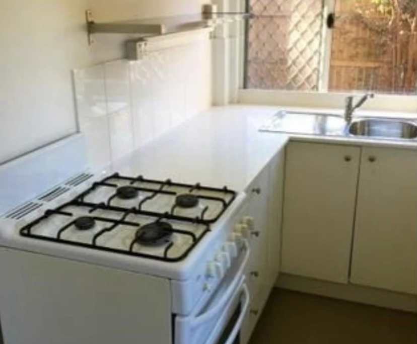 $220, Flatshare, 2 bathrooms, Woolloongabba QLD 4102