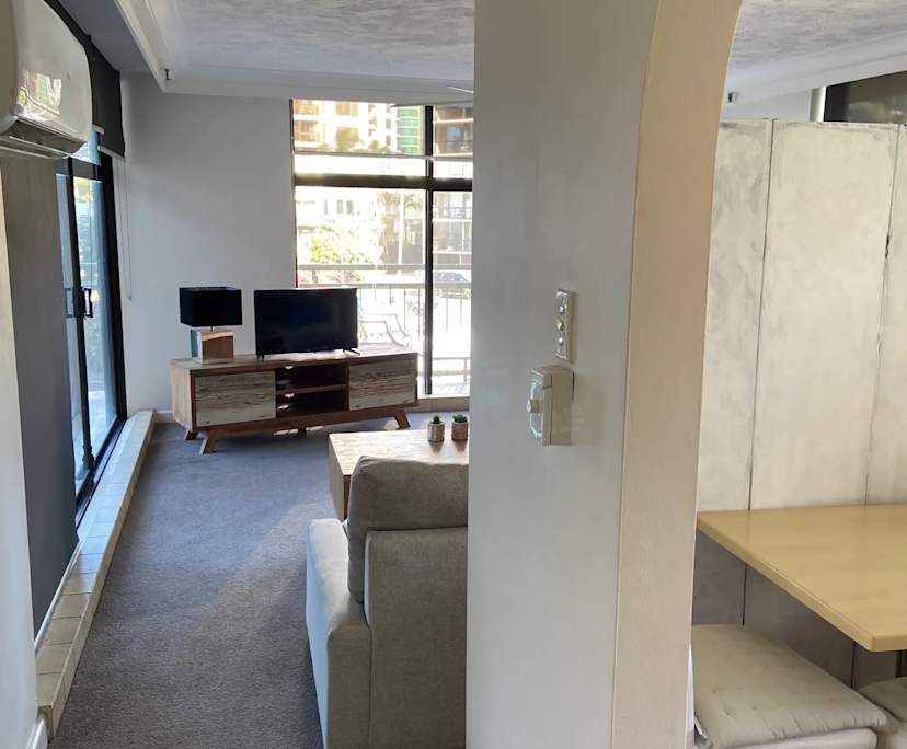 $710, 1-bed, 1 bathroom, Surfers Paradise QLD 4217