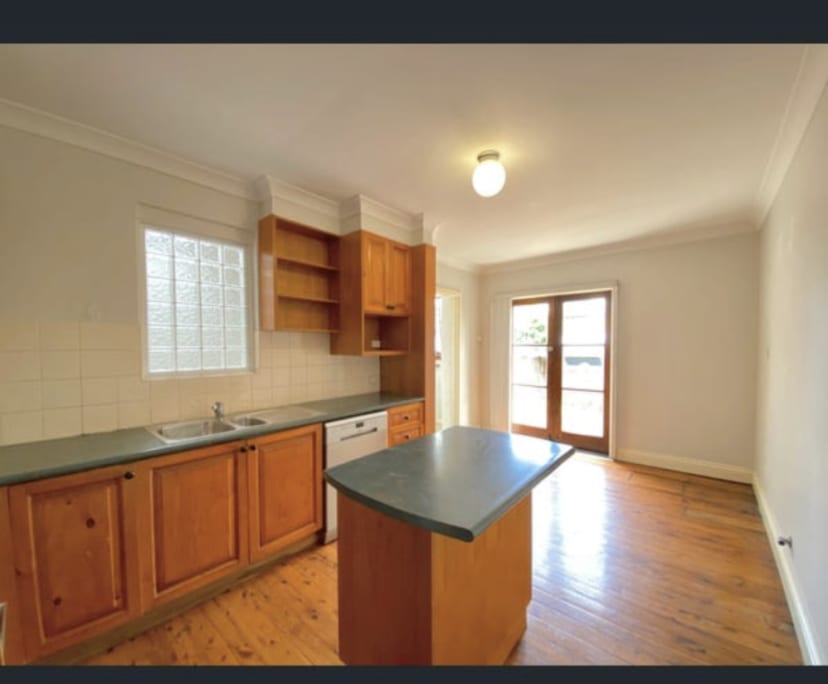 Room for Rent in Camperdown, Sydney 385, Unfurnis...