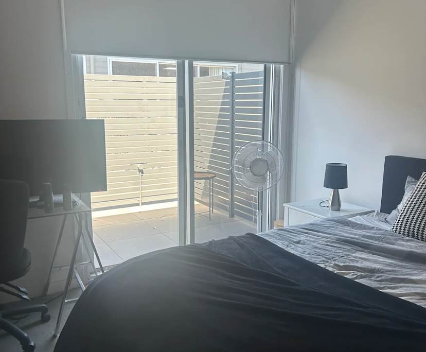 Room in a share house