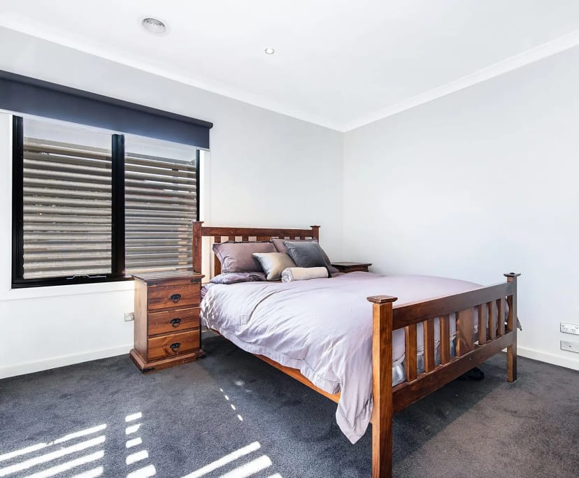 Unfurnished room in a share house