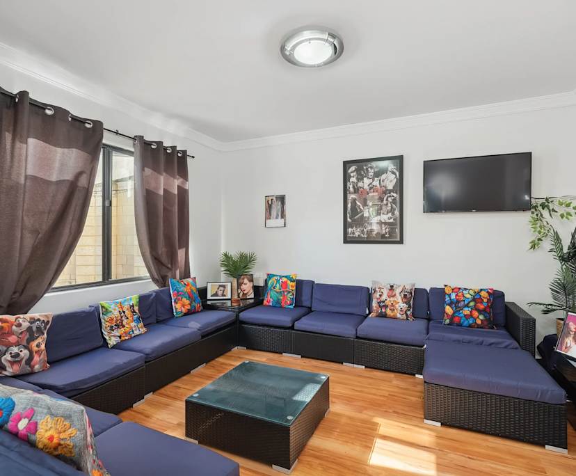 $600-650, Student-accommodation, 3 rooms, Nollamara WA 6051, Nollamara WA 6051