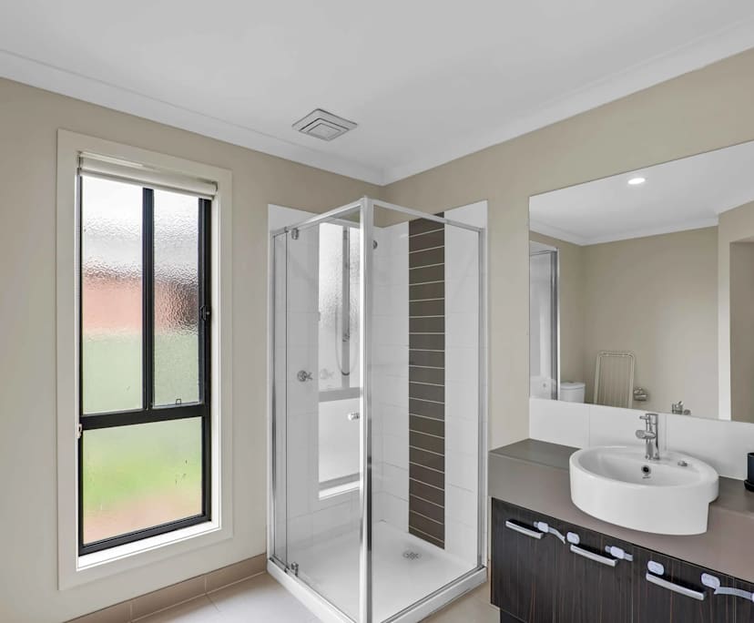 $200, Share-house, 6 bathrooms, Wyndham Vale VIC 3024