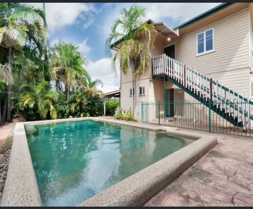 $280, Share-house, 3 bathrooms, Parramatta Park QLD 4870