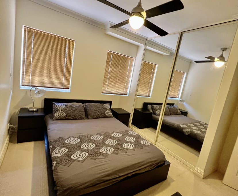 Furnished room with ensuite in a flatshare