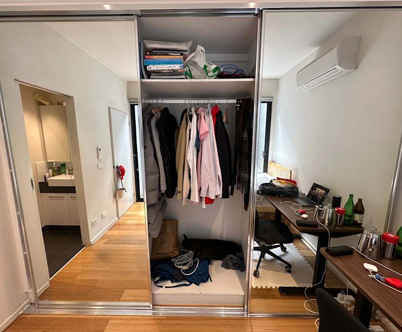 Unfurnished room in a share house