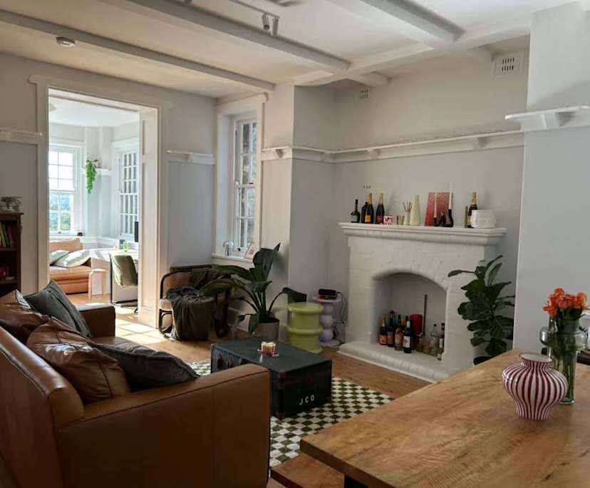 Unfurnished room in a flatshare