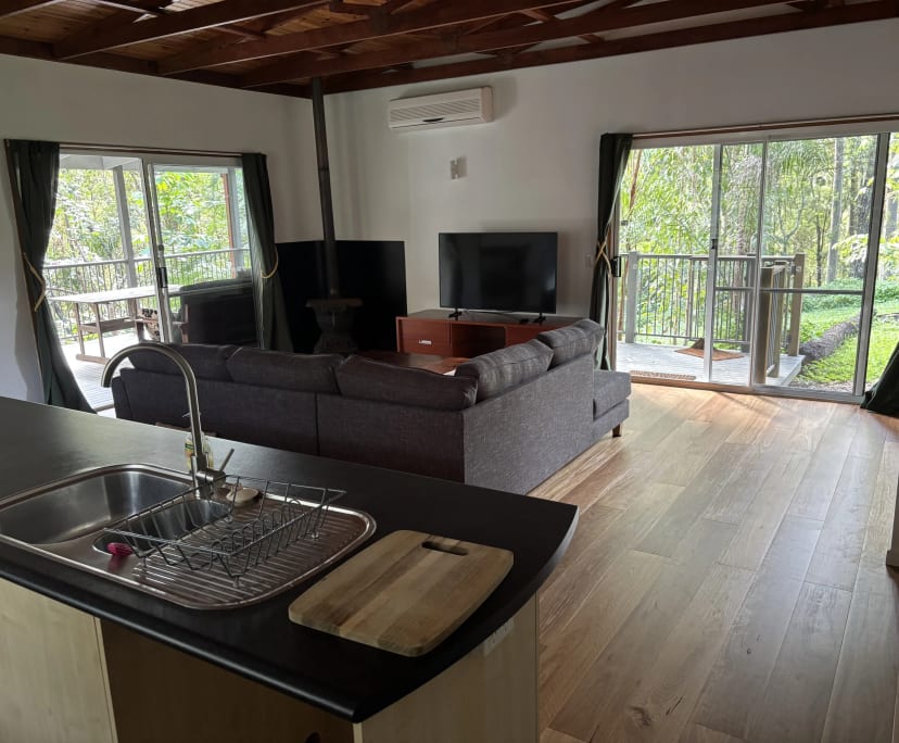 Whole property with 2 rooms for rent