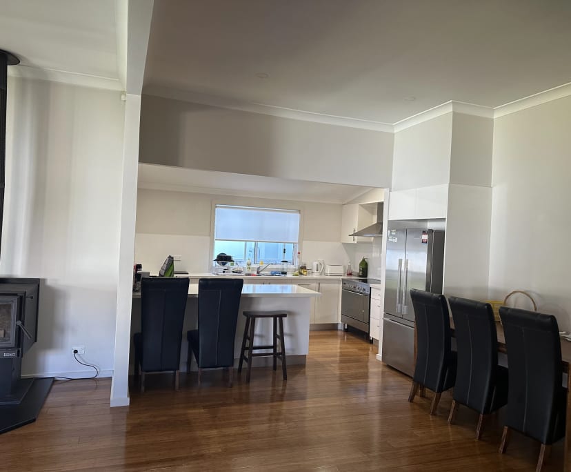 $320, Share-house, 4 bathrooms, Thirroul NSW 2515