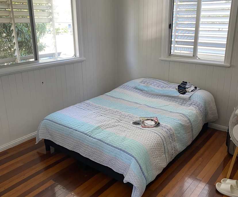 Unfurnished room with own bathroom