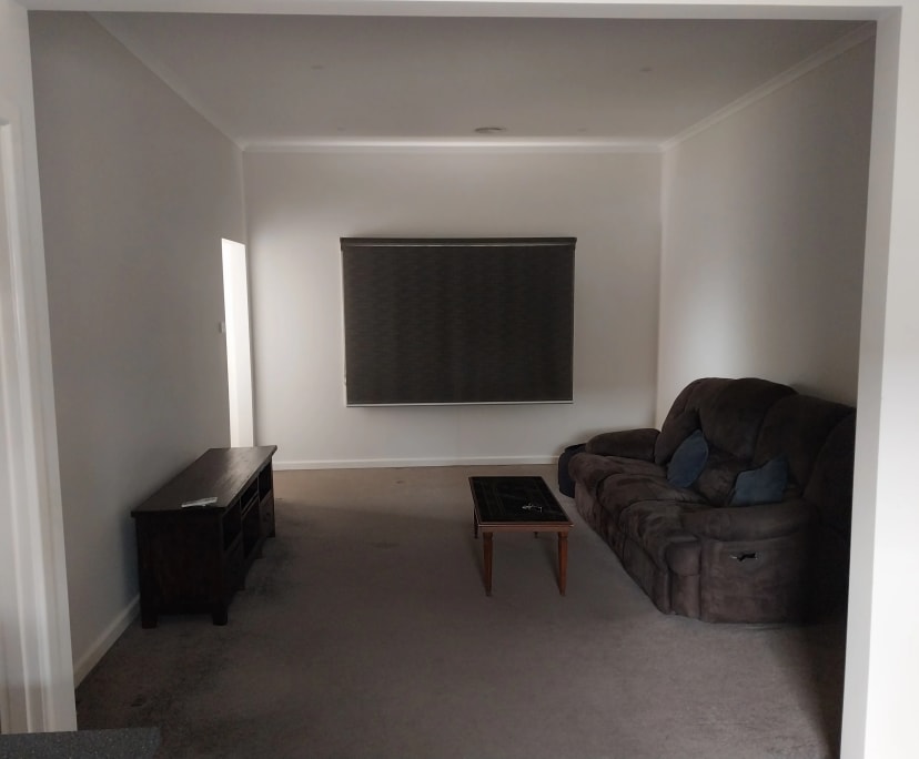 Room in a share house