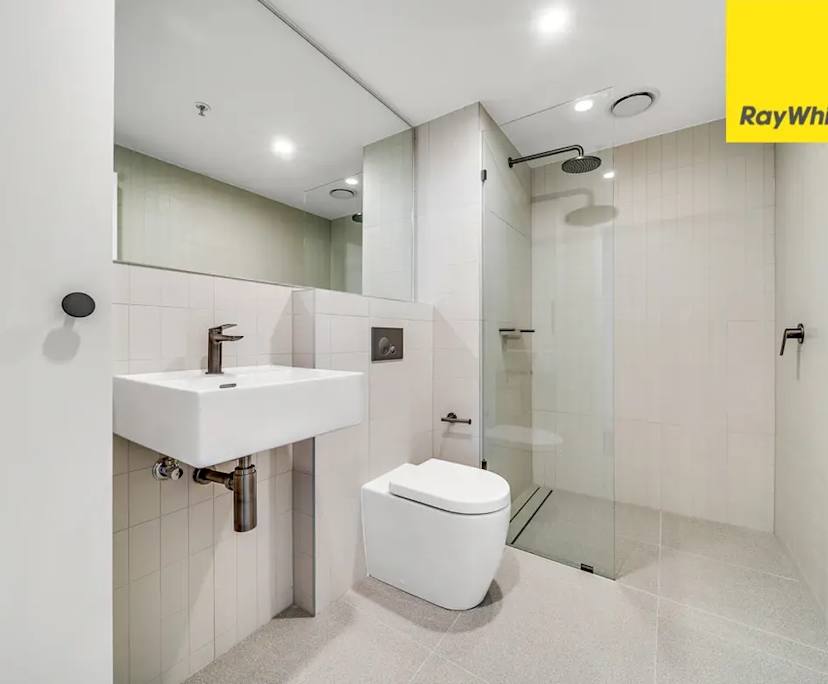 Unfurnished room with own bathroom