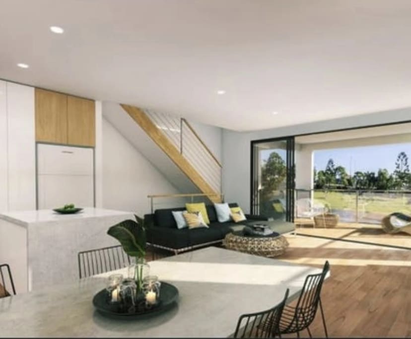 Unfurnished room with ensuite in a flatshare