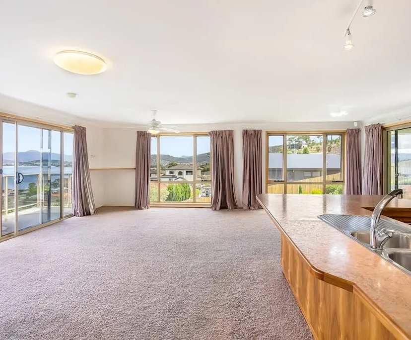 Unfurnished room with ensuite in a share house