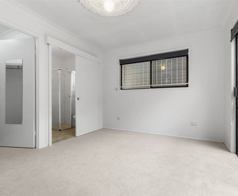 $650, 1-bed, 1 bathroom, Wooloowin QLD 4030