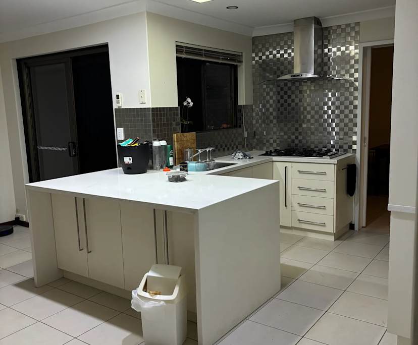 $325, Share-house, 3 bathrooms, Warwick WA 6024