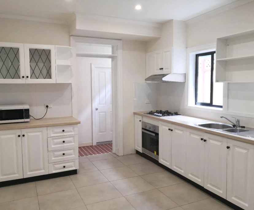 Furnished room in a share house