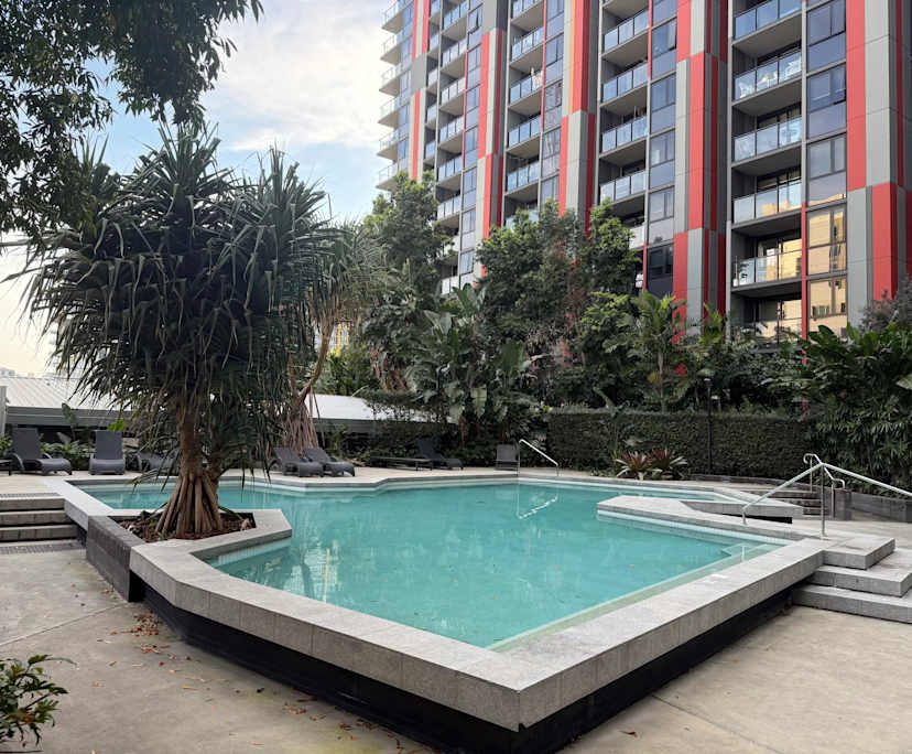 $370, Flatshare, 2 bathrooms, Bowen Hills QLD 4006