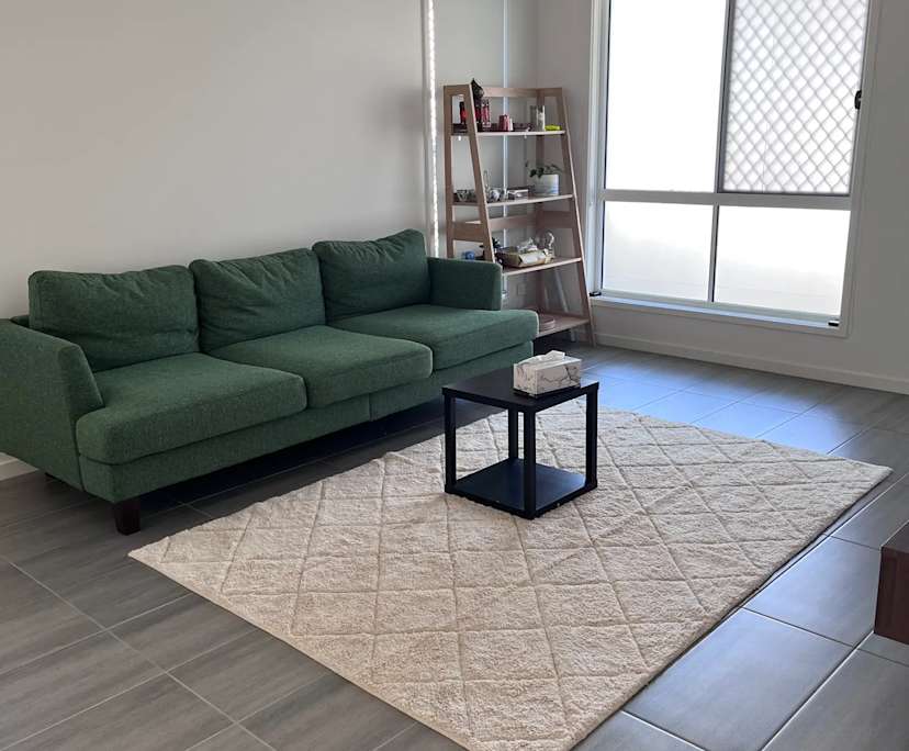 Unfurnished room in a flatshare