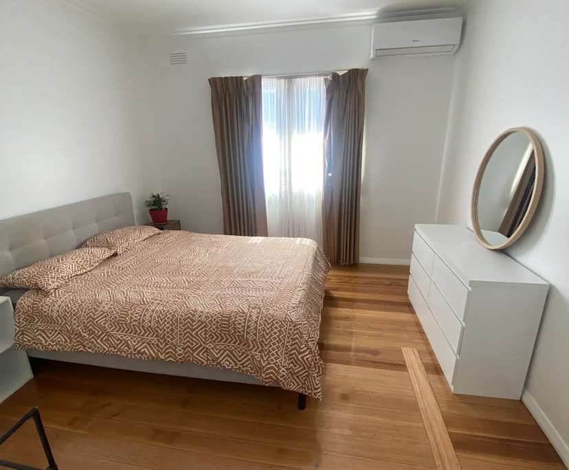 Unfurnished room in a share house