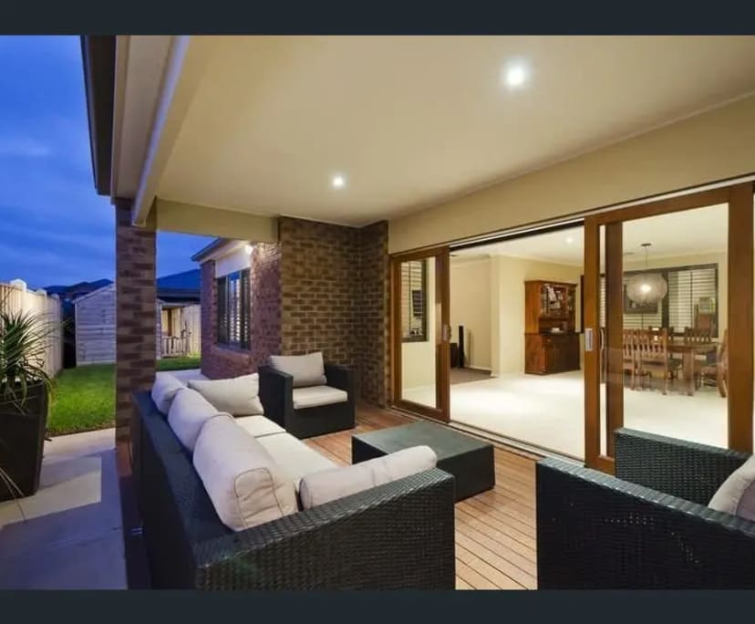 Room for Rent in Williams Landing, Melbourne 250,...