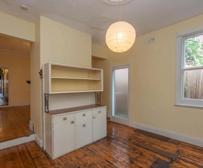 Whole property with 3 rooms for rent