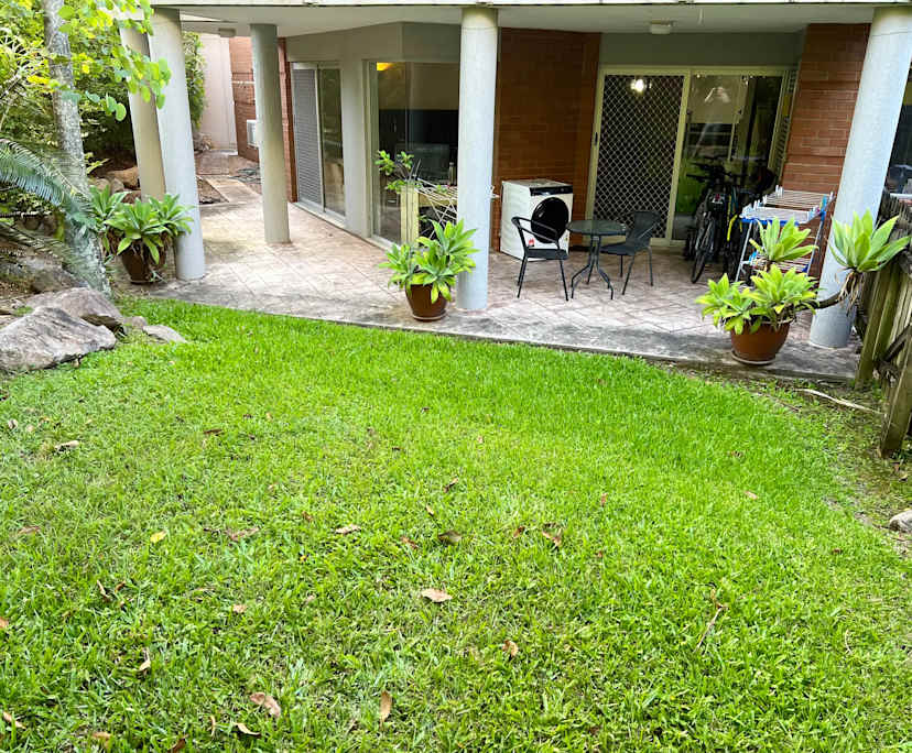 $390, Flatshare, 2 bathrooms, Saint Lucia QLD 4067