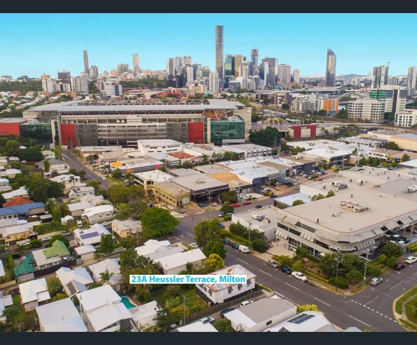 Whole Property for Rent in Milton, Brisbane 560,
