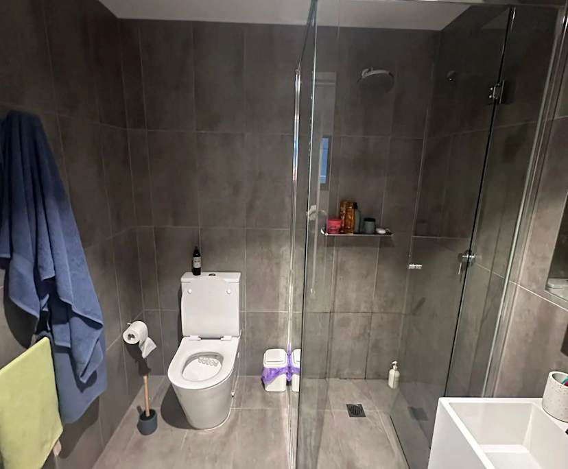 Furnished room with own bathroom