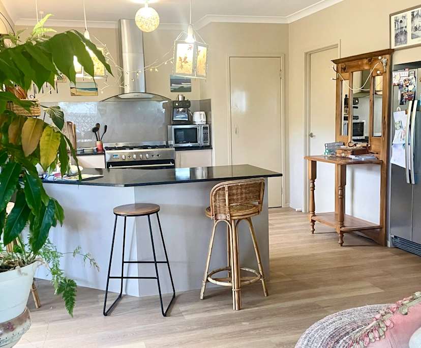 $220, Share-house, 3 bathrooms, Torquay VIC 3228