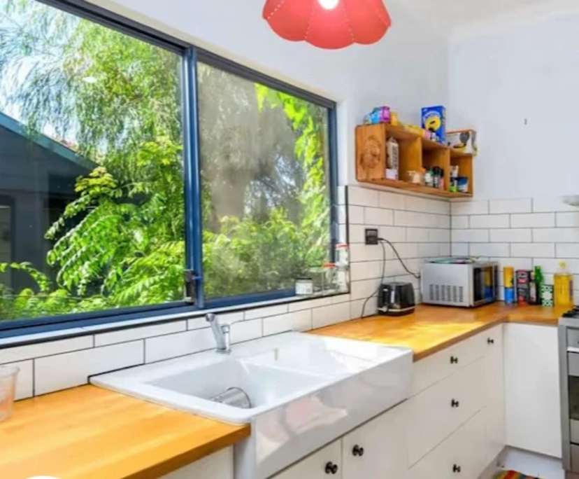 $450, Share-house, 4 bathrooms, Carey Park WA 6230