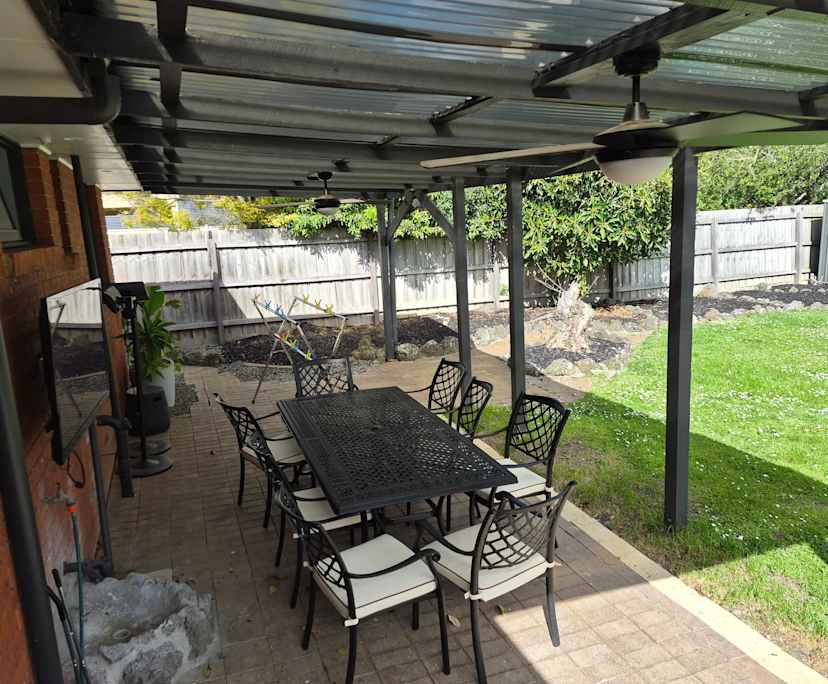 $460, Whole-property, 3 bathrooms, Healesville VIC 3777