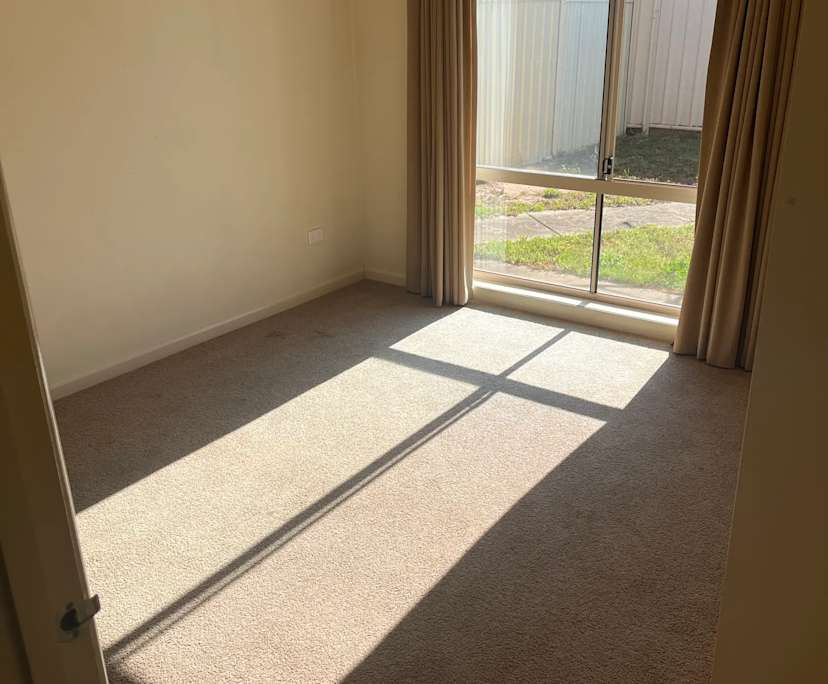 Unfurnished room with own bathroom