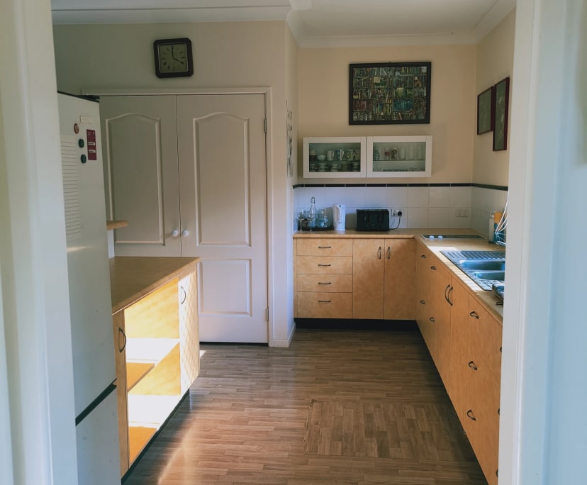 Granny Flat for Rent in Tamborine, Gold Coast 400...