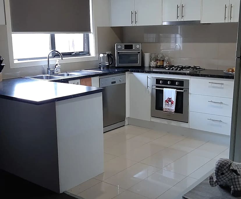Room in a share house