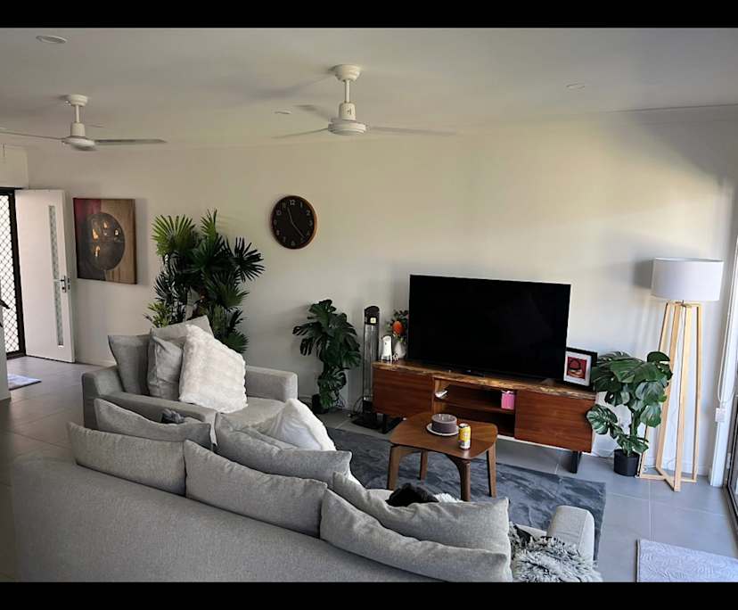 Room in a share house