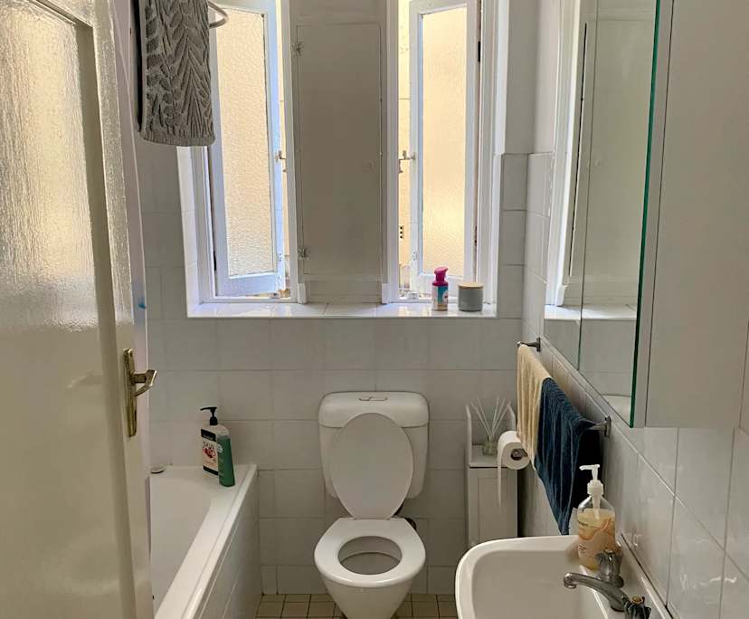 $550, Flatshare, 2 bathrooms, Tamarama NSW 2026
