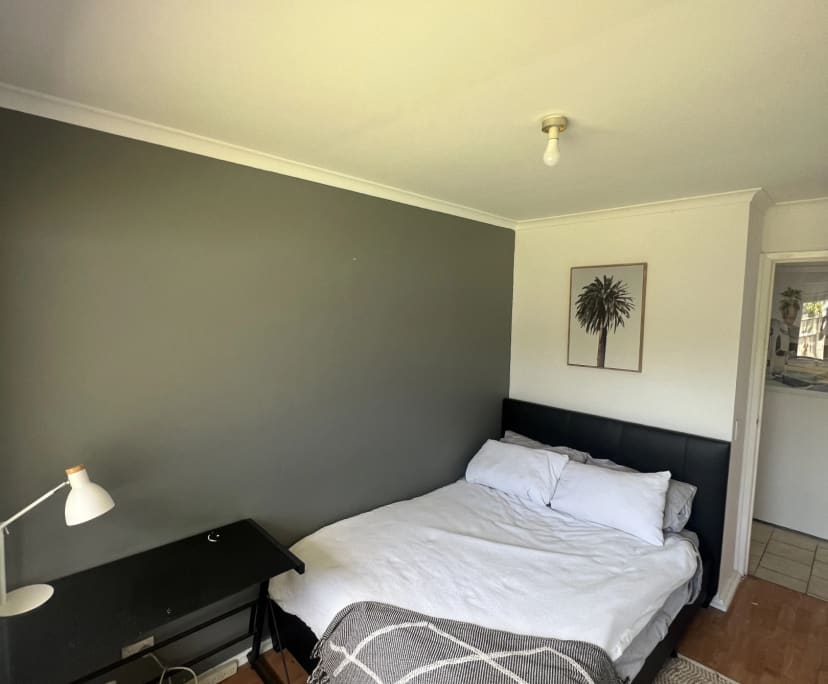 $300, Share-house, 3 bathrooms, Labrador QLD 4215