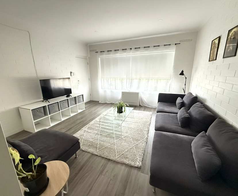 Whole property with 2 rooms for rent