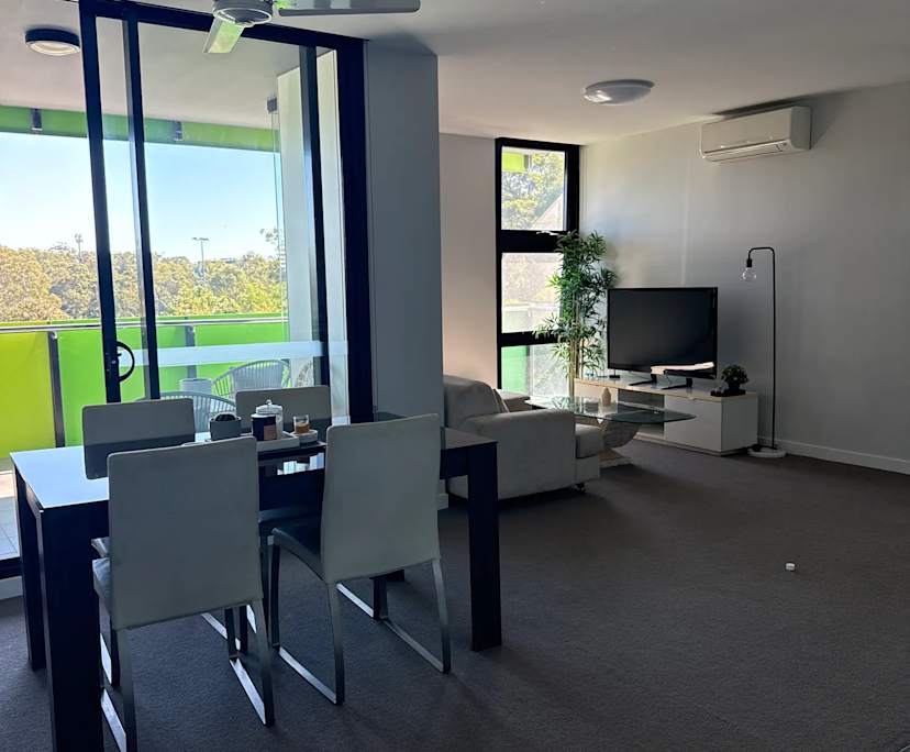 Unfurnished room with own bathroom