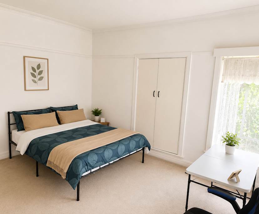 Room in a share house