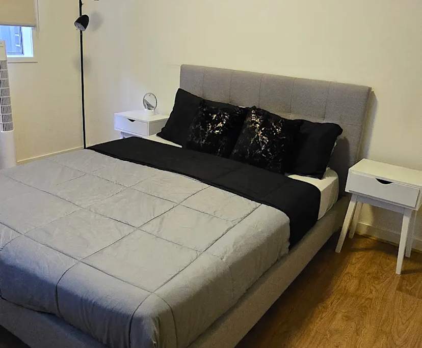 Furnished room with own bathroom