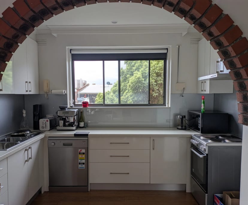 Unfurnished room in a flatshare