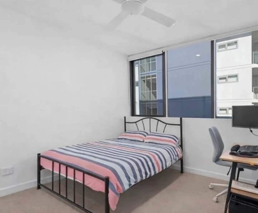 Unfurnished room with own bathroom