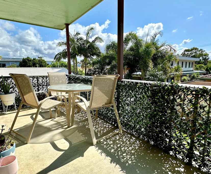 $300, Flatshare, 3 bathrooms, Palm Beach QLD 4221